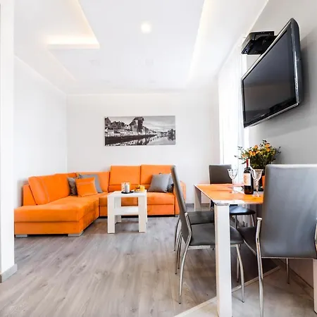 Hamlet Old Town By Triapart Gdańsk