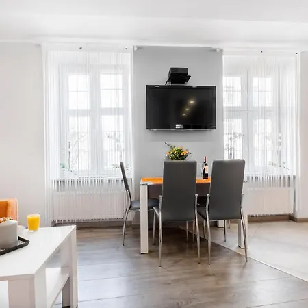 Hamlet Old Town By Triapart * Gdańsk